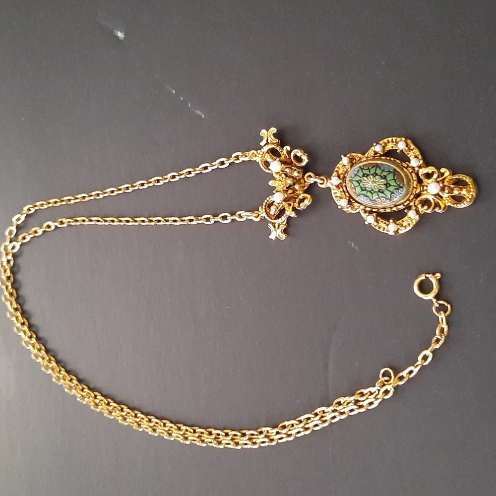Vintage Jewelry Bundle - Picture 6 of 7